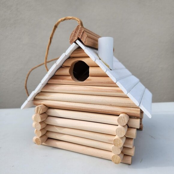 Handmade Lincoln Logs Birdhouse Bird House Garden Decor Insect Hotel 7.7" x 5.9" - Picture 1 of 9